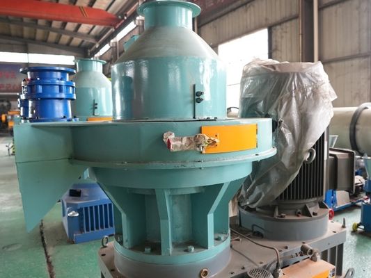 4mm 8mm Leaf Chip เครื่องอัดเม็ดไม้อนุภาคทรงกระบอกสำหรับกะลามะพร้าว