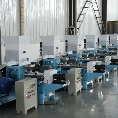 เครื่องผลิตเม็ดอาหารปลาขนาดเล็ก 500 กก. / ชม. กำลังตัด 2.2kw