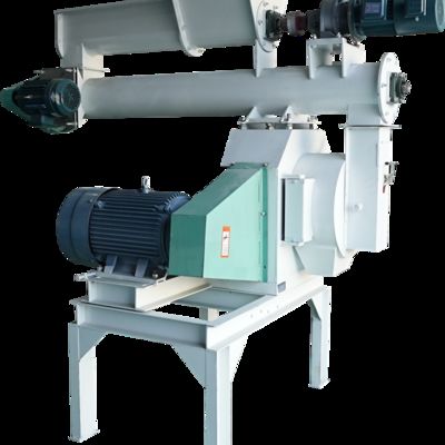 อุปกรณ์แปรรูปเม็ดแกลบอาหารสัตว์เลี้ยงสำหรับก้านฝ้ายอาหารสัตว์ขนาดเล็ก