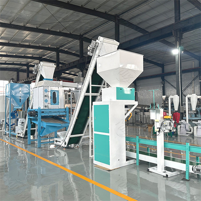 เครื่องอัดเม็ดอาหารสัตว์ปีกขนาดเล็กสีน้ำเงิน Granulator 30kw 1200kg / H