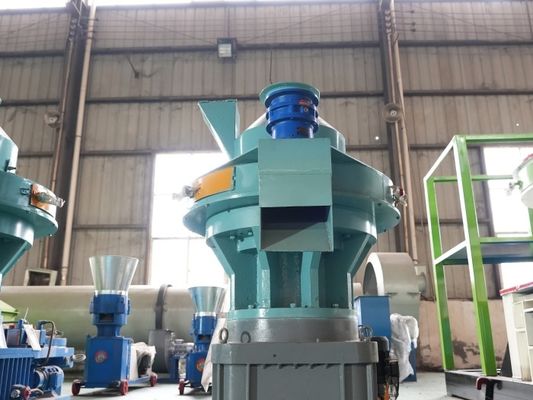 4mm 8mm Leaf Chip เครื่องอัดเม็ดไม้อนุภาคทรงกระบอกสำหรับกะลามะพร้าว