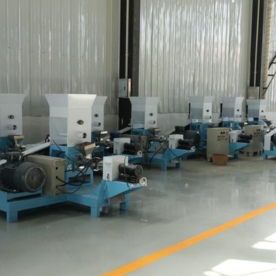 Cat Dog Float Fish Mill Pellet Feed Pet Food Process Machine สายการผลิตเต็มรูปแบบ