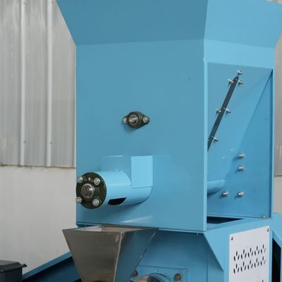 ODM เครื่องทำอาหารปลาขนาดเล็กเครื่องอัดเม็ดอาหารปลาลอยน้ำทนทาน