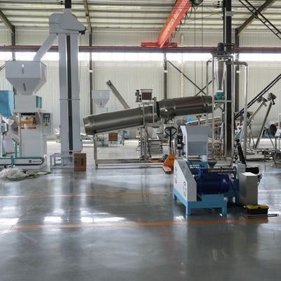 330kg เครื่องให้อาหารปลาขนาดเล็กเครื่องอัดรีดอาหารปลาอัตโนมัติ 6mm 4mm