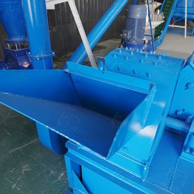 เครื่องทำเม็ดสแตนเลส Alfalfa 55KW Ring Die Vertical Feeding