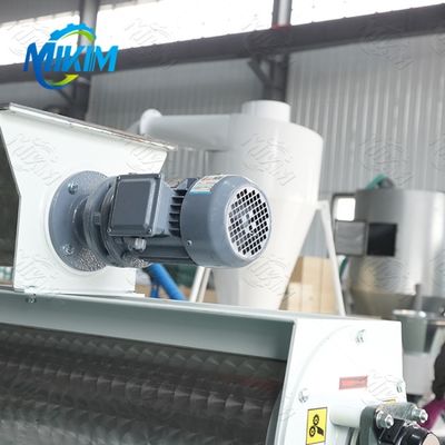 เครื่องผลิตอาหารสัตว์ปีกแบบอัดเม็ดขนาดเล็กสำหรับใช้ในบ้าน / BH-125