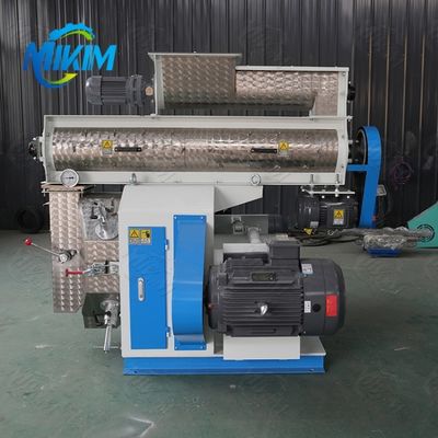 ไฟฟ้า 3kw-30kw ไก่วัวเครื่องอัดเม็ดอาหารสัตว์ปีกแรงดันไฟฟ้าที่กำหนดเอง