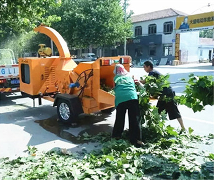 MIKIM 32hp Wood Chipper Machine ดีเซลไฮดรอลิกคู่ 3